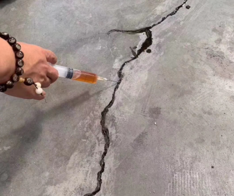 墨脱混凝土裂缝修补技术详解​
